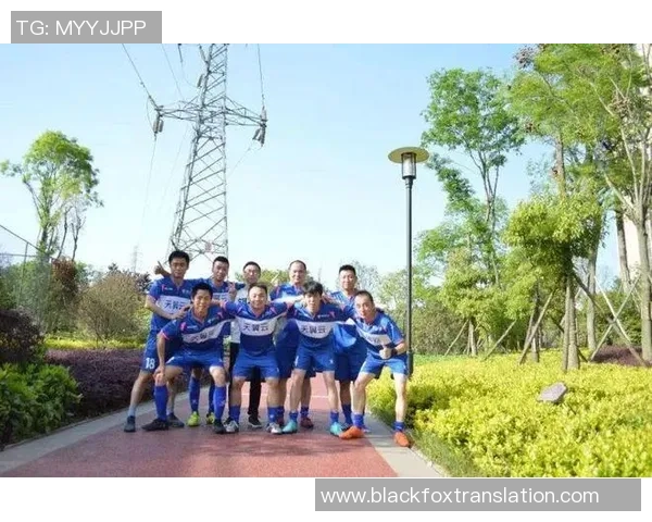 赛后分析：上海足球队与南京足球队的团队协作表现及启示